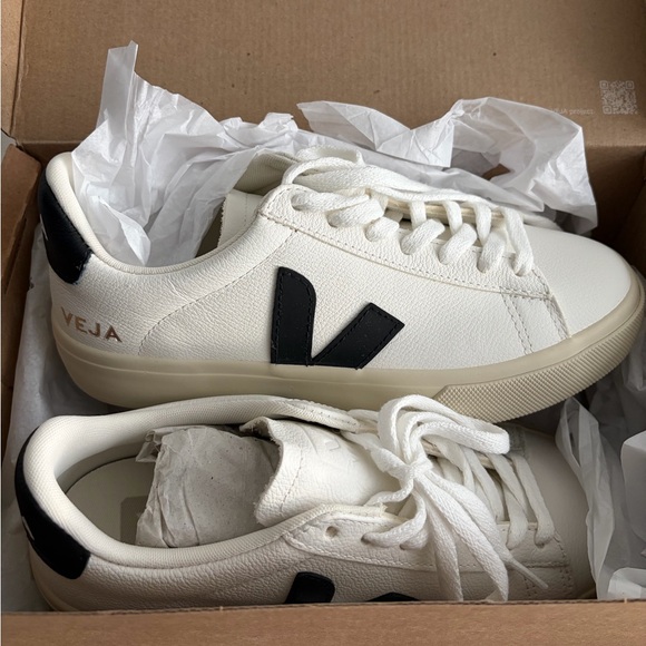 NEW Veja Campo White & Black Sneakers | Size 6 / EU 37 | New in Box (NIB) - Picture 14 of 17